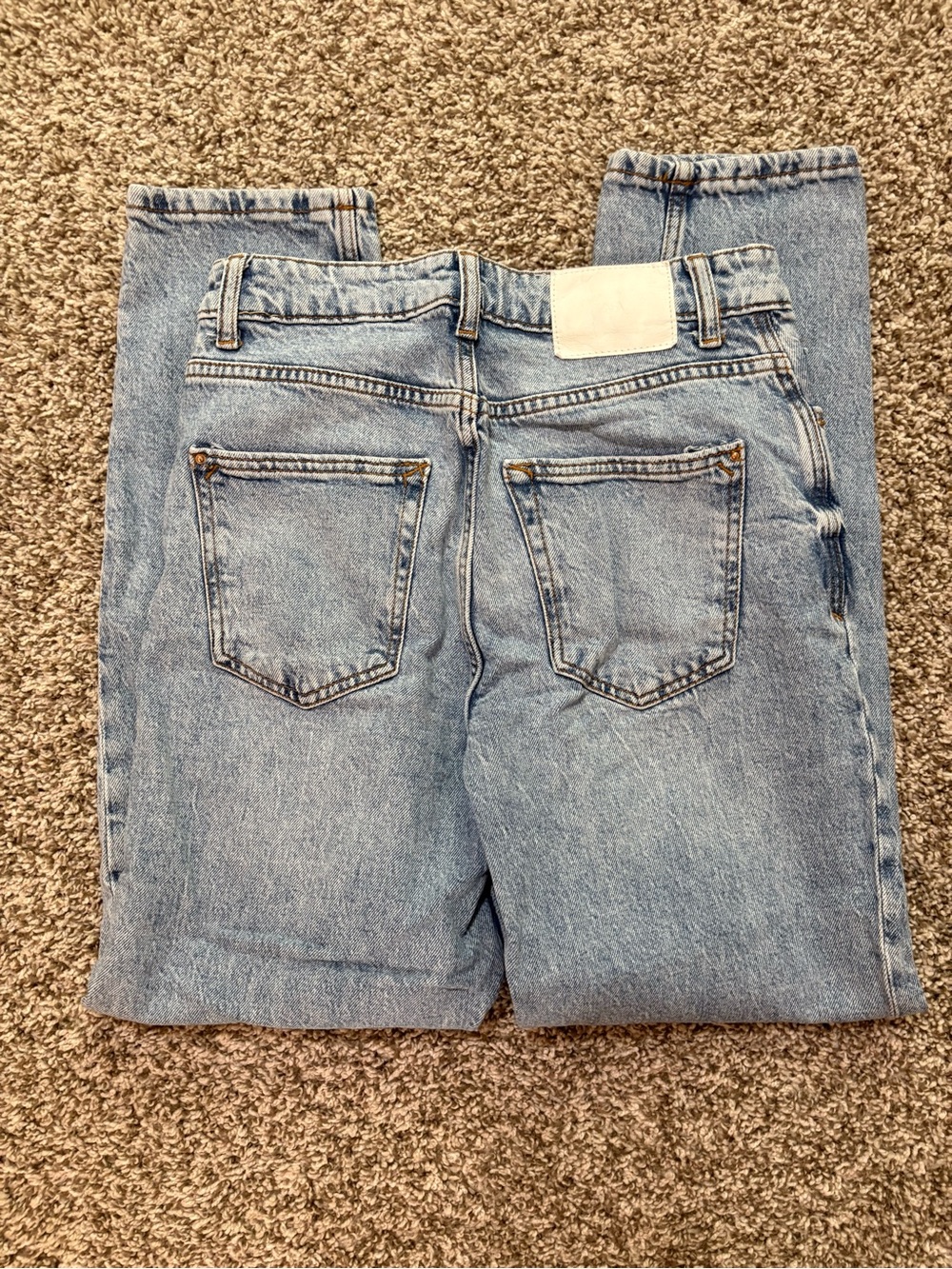 Zara High Rise Straight-Leg Jeans - Picture 3 of 4